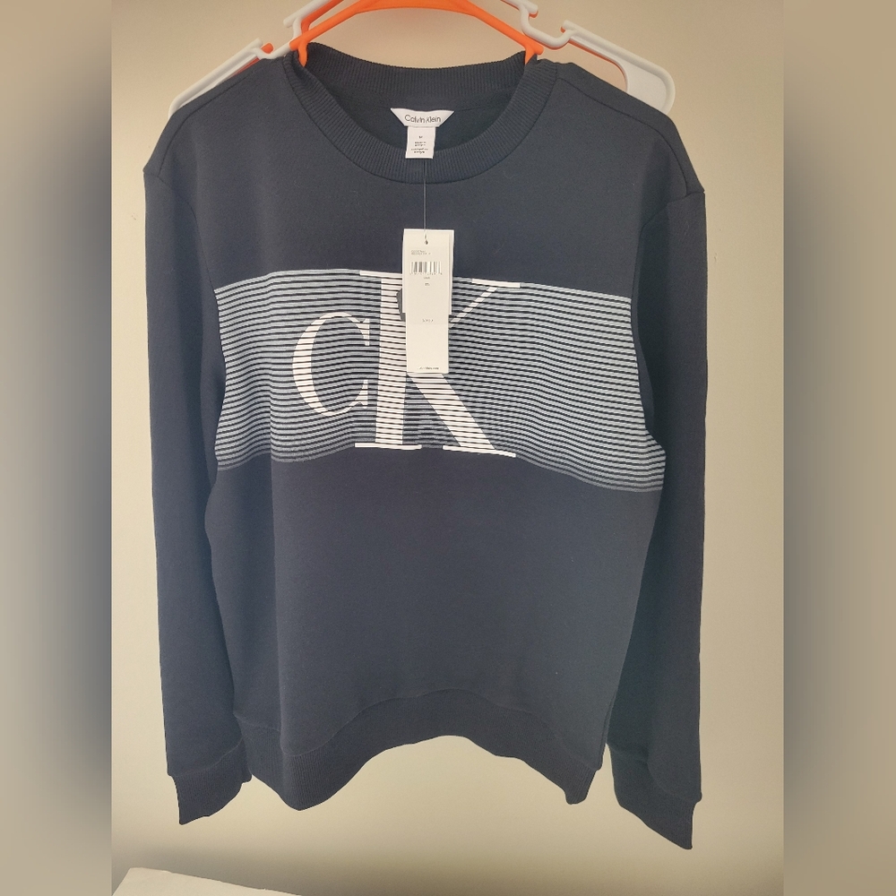 Calvin Klein Men's Black Sweater Size Medium